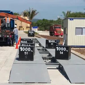 CERTIFICADO DE CALIBRACIÓN POR ORGANISMO ACREDITADO  EN INSTALACIONES DEL CLIENTE DE BÁSCULA DE 10.000 kg